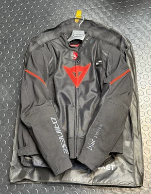 Dainese Smart Sport Airbag Jacket - Max Protection with Max Airflow - Imagem 1 de 4