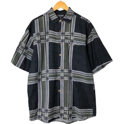 Camisa vintage de lino y rayón con patrón de cuadros de montaje manga corta para hombre talla M Foto 1 de 4