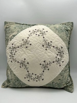 Almohada Acolchada Cottage Core 15"x15" Verde/Beige Estilo Abuela Patchwork Foto 1 de 4