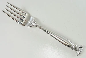 Wallace Sterling Silver Individual Salad Fork Romance of the Sea 1950 Pattern - Picture 1 of 3