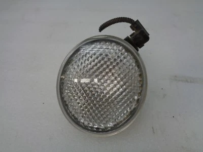 DK81249 2001-2005 VOLKSWAGEN BEETLE REAR RIGHT SIDE BUMPER REVERSE LIGHT OEM - Image 1 of 4