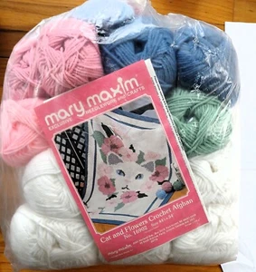 Large Lot Mary Maxim Yarn Skeins Assorted STARLETTE 4 Ply Worsted Yarn w Pattern - Picture 1 of 10