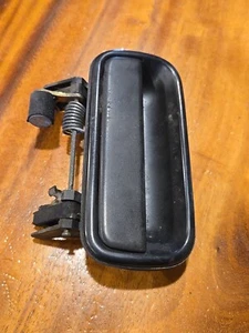 1999-2002 Toyota 4runner RIGHT REAR Exterior Door Handle black OEM P5854b157 - Picture 1 of 2