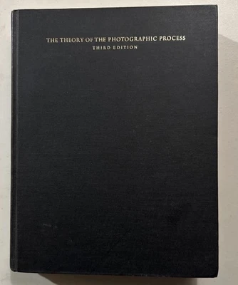 The Theory of the Photographic Process  T.H. James (HC 4th printing 1967) Foto 1 de 4