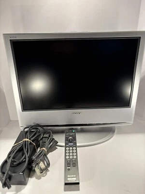 Sony Wega 19’’ LCD Color TV KLV-S19A10 Perfect For Retro gaming - Image 1 of 4