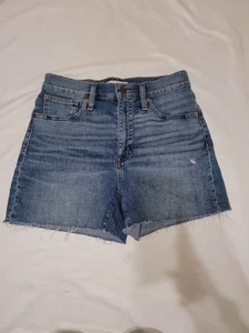Pantalones cortos de mezclilla Madewell tiro alto lavado medio desgastados talla 26 4" entrepierna dobladillo crudo - Imagen 1 de 8