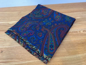 Preciosa bufanda Gieves & Hawkes estampada a mano de seda pura patrón de cachemira PVP £325 - Imagen 1 de 6