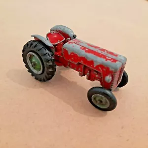 No.K-4 Matchbox King Size McCormick International Tractor 1960-1966. - Picture 1 of 8