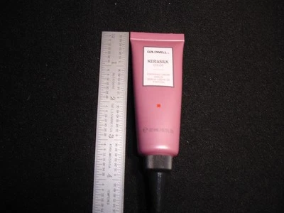 Suero crema acabado color GOLDWELL KERASILK 22 ml/0,7 oz tamaño de viaje Foto 1 de 4