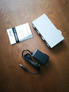 4 Port SVGA VGA Splitter Box 1 PC to 4 LCD CRT Monitor TV for Laptop Computer - Picture 1 of 3