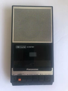 Vintage Panasonic Slim Line Cassette Player Recorder No Cord RQ-2734 1 Problem - Picture 1 of 10