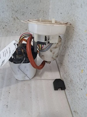 Bomba de combustible 2013 A6 Audi Sku#4195455 Foto 1 de 4