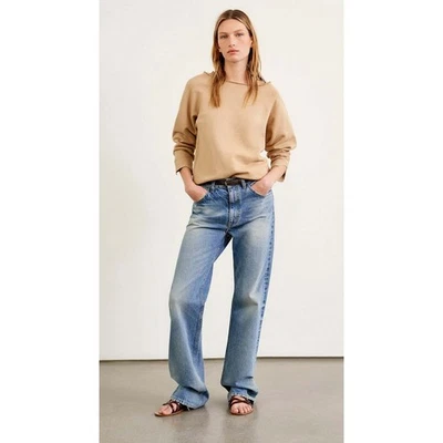 Sudadera Nili Lotan Luka Cuello Redondo Mujer Pequeña Acogedora Modelo Off Duty Scandi Foto 1 de 4