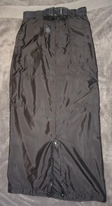 Pilot black skirt with belt, four pockets, size 10, polyester - Picture 1 of 13