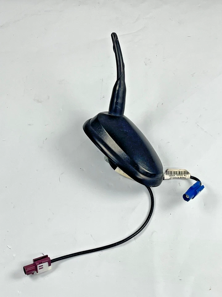 Montaje en techo GPS y antena OnStar para GMC Yukon Cadillac Escalade 2003-2006 OE Foto 1 de 4