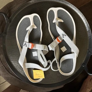 New Vivobarefoot Eclipse Sandals Men’s/Unisex EU 44 US 11M White/Grey 300061-03 - Picture 1 of 4