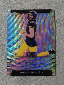 2019 LEAF METAL DRAFT BA-DSV DAVID SILLS V FOOTBALL CARD SIGNED AUTOGRAPHED WAVE - Picture 1 of 2
