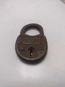 SARGENT PADLOCK EARLY VINTAGE Made in USA Heavy Brass Tone Cast Iron NO KEYS - Picture 1 of 10