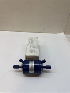 Emerson EK083S - 3/8" ODF Liquid Line Filter Drier, 8 Cubic Inches - Picture 1 of 4