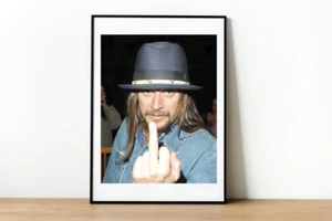 Kid Rock-American Badass-Celebrity Shooting Middle Finger-Flipping Bird-787 - Picture 1 of 4