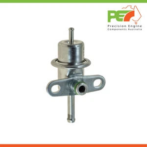 Nuevo * FABRICANTE DE EQUIPOS ORIGINALES * Regulador de presión de combustible para Suzuki Jimny SN413 1,3 L 4 cilindros - Imagen 1 de 4