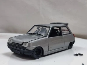 Bburago 1/24 Renault 5 Custom Modified Vintage Metal Model Car - Picture 1 of 11