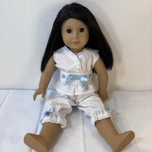 American Girl 18 Zoll Truly Me Puppe mit schwarzen Haaren gemarkt fleckige Kleidung. Lesen. - Bild 1 von 15