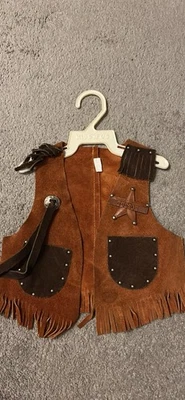 Chaleco John R. Craighead Cuero con Flecos Gamuza Western “Las Vegas” Grande 3-6 Años Foto 1 de 4