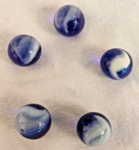 OLD 5 TOY MARBLES COBALT BLUE BRUSH PATCH 0.612'' TO 0.65'' LIGHT BLUE TR LIGHT - Picture 1 of 17