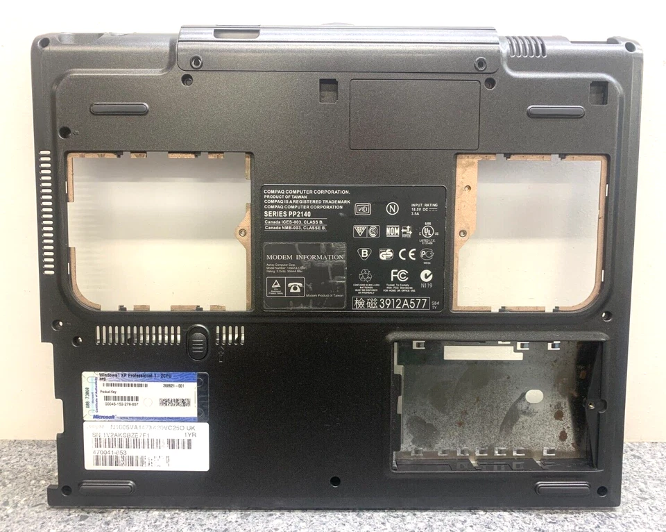 HP Compaq Evo N1015v  - Bottom Panel Assembly   P/N: 311624-001 - Image 1 of 4