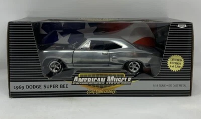 1:18 ERTL AMERICAN MUSCLE 1969 DODGE SUPER BEE RARE METAL CHASE CAR NIB - Image 1 of 4