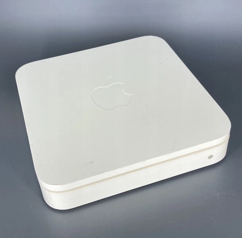 Apple Airport Extreme 802.11n Wi Fi Model A1354 - Image 1 of 4
