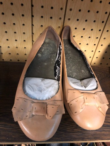 Mocassino slip on donna Clarks Comfort Poem Court fiocco marrone chiaro taglia 8 5 W