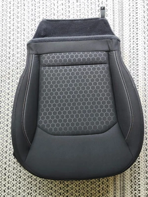 Jeep Compass 2017-2021 asiento del pasajero delantero derecho cojín de tela inferior negro OEM* Foto 1 de 4