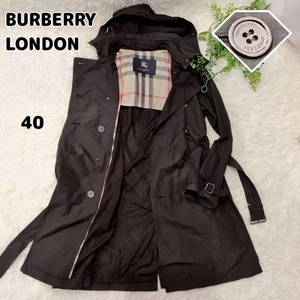 Gabardina Burberry London Nova Check con capucha color negro talla 40 de Japón - Imagen 1 de 24