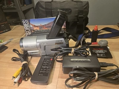Sony Handycam DCR-TRV130 Digital 8 Handheld Camcorder With Charger And Bag - Image 1 of 4
