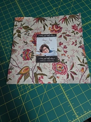 Moda Fabrics Florence's Fancy Layer Cake Betsy Chutchian 出品 — 第 1/4 张图片