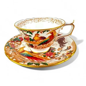 Juego de platillos taza de té Royal Crown Derby Olde Avesbury - Imagen 1 de 7