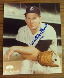 Whitey Ford Autographed 8x10 Photo with JSA Authentication - BEAUTIFUL SIGNATURE - Picture 1 of 3