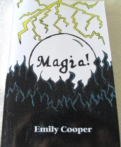 SIGNED by EMILY COOPER - MAGIA! - 1ST - RARE FANTASY - A LOT OF FUN TO READ!! - Picture 1 of 5
