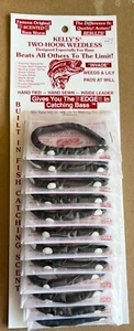 Kelly Two Hook Weedless plastic worm *NEW* Black White *card of 12 - Picture 1 of 1