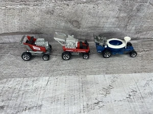 VTG Hot Wheels Radio Flyer Wagon 1996 First Edition Red & Red 1:64 Blue Toilet - Picture 1 of 5