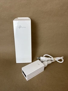 TP-Link CPE210 N300 2.4GHz Outdoor Long Range Wireless Bridge + POE - Picture 1 of 7