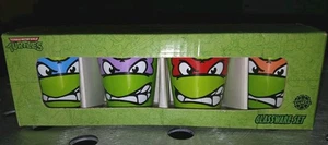 Neu "Teenage Mutant Ninja Turtles" Nickelodeon Glaswaren 2011 4 Schnapsglas Set - Bild 1 von 7