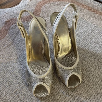 Bella Sigerson Morrison Women’s Metallic Gold Wedge Peeptoe Heels Size 8,5 - Image 1 of 4