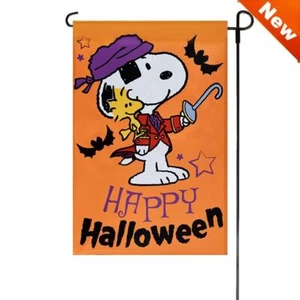 SNOOPY PEANUTS GANG HAPPY HALLOWEEN Pirate20501 Bats Garden Flag  12"x 18"   NIP - Picture 1 of 2
