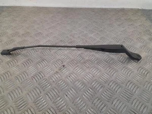 PEUGEOT 208 Mk1 2012-2020 Right Drivers Front Wiper Arm 9673916780 - Picture 1 of 16