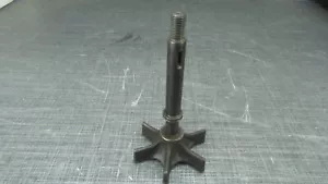 GIRANTE POMPA ACQUA PER AUTO ED AUTOCARRI D'EPOCA , VEDI IMMAGINI - Imagen 1 de 1