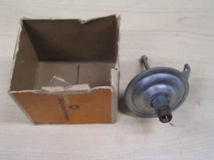 Oldsmobile 1956 4 bbl CARB DASHPOT, Rochester 7015573 Grupo 3.440 (NUEVO DE LOTE ANTIGUO) BB nuevo - Imagen 1 de 2
