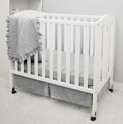 Ropa de cama mini/portátil American Baby Company Heavenly Soft Minky Dot de 3 piezas Foto 1 de 4